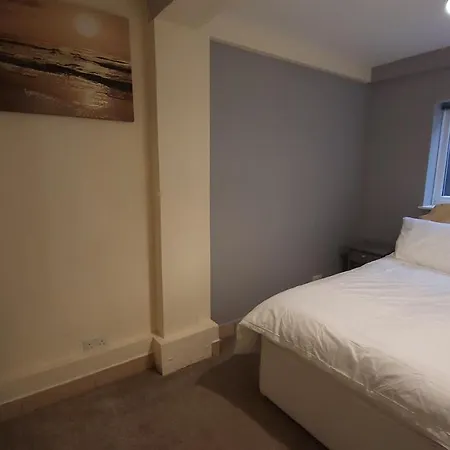 Apartman Fully Furnished 3 Bedroom *