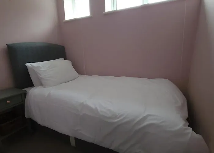 Apartament Fully Furnished 3 Bedroom Bristol